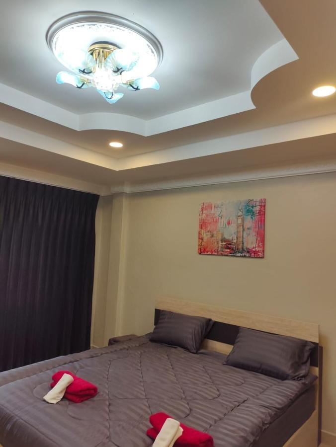 Highwood Mansion Bed and Breakfast Pattaya Exteriör bild